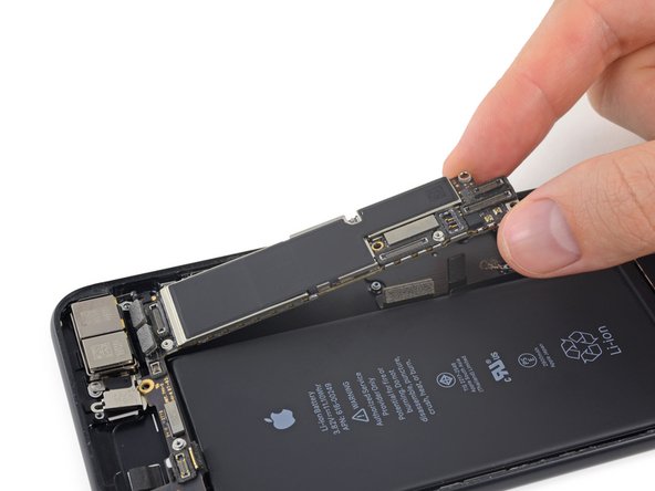 iPhone 7 Anakart Onarımı